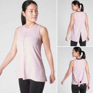 Athleta Foothill Pale Pinkish Lavender Athletic Top M